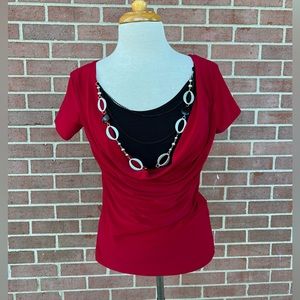 Ava & Grace Women's Shirt Red/Black with Necklace Size M